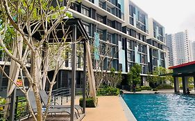 Coresoho Suite By Bkastaycation Kotawarisan Sepang Klia Airport, Free Wifi